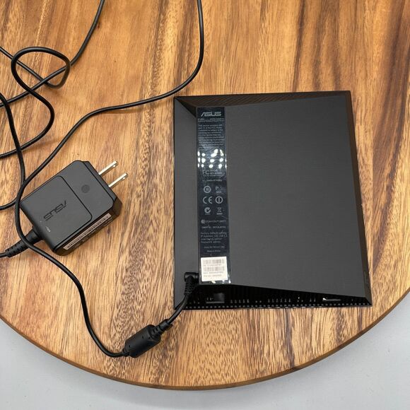 ASUS Dual Band Wireless-N RT-N56U Gigabit Router - Picture 3 of 6